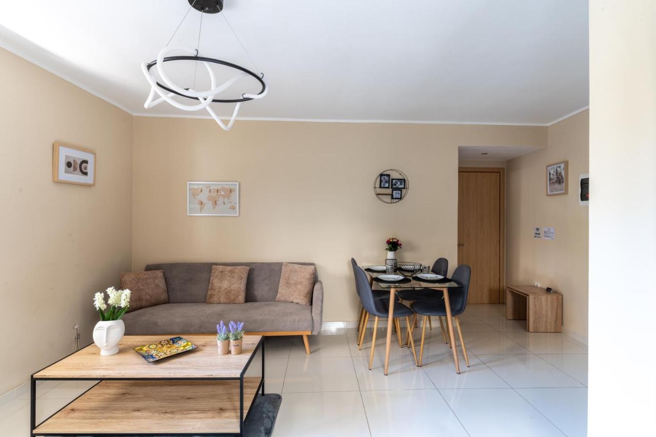Aiolos Cozy Alimos Center Apartment Near The Sea Atena Exterior foto